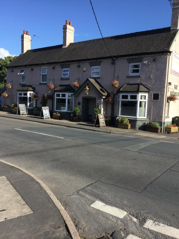 The Huntsman Hotel Cheadle  Luaran gambar