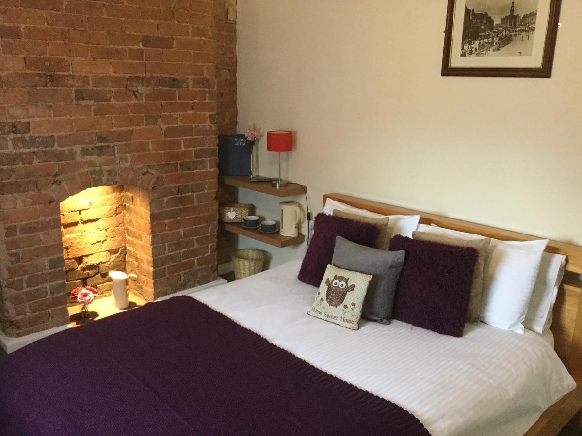 The Huntsman Hotel Cheadle  Luaran gambar