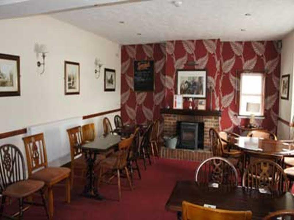 The Huntsman Hotel Cheadle  Luaran gambar