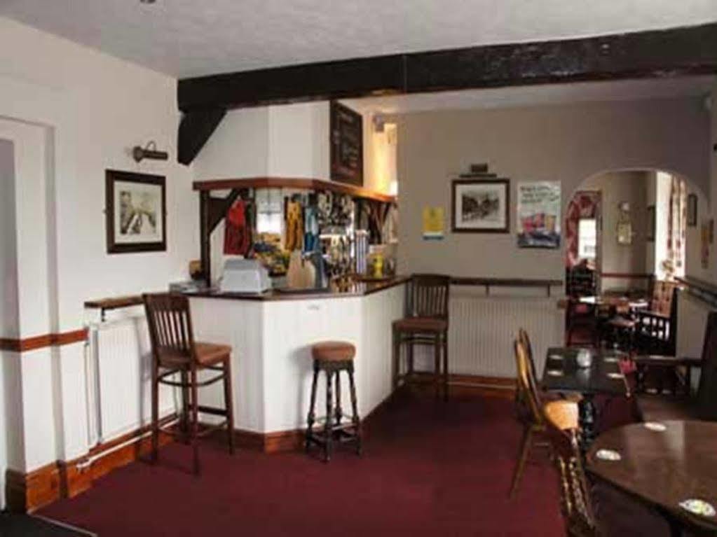 The Huntsman Hotel Cheadle  Luaran gambar